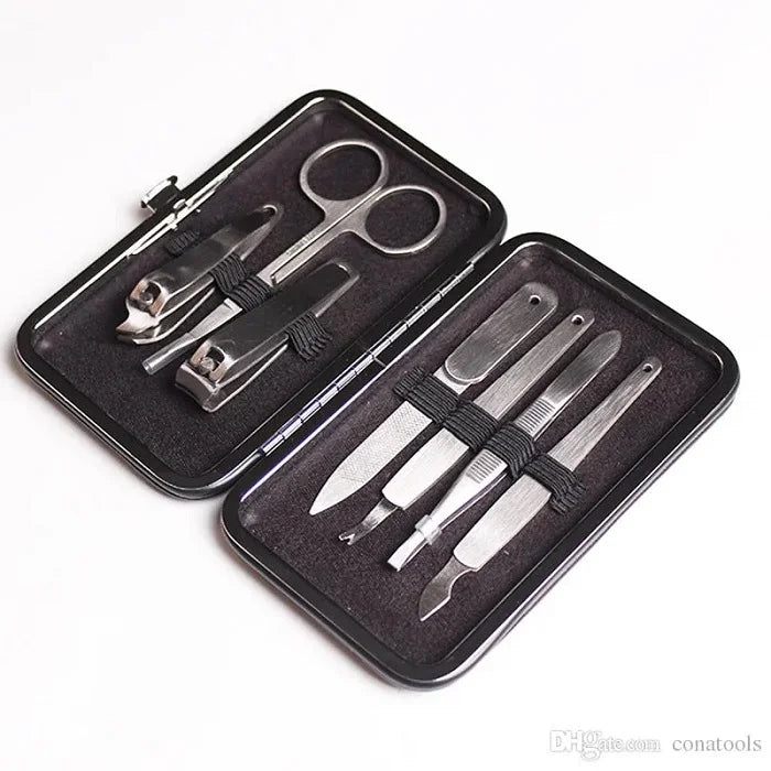 7 Pcs Stainless Steel Nail Tools Set – Professional Manicure & Pedicure Kit with Leather Case (Random Prints)
