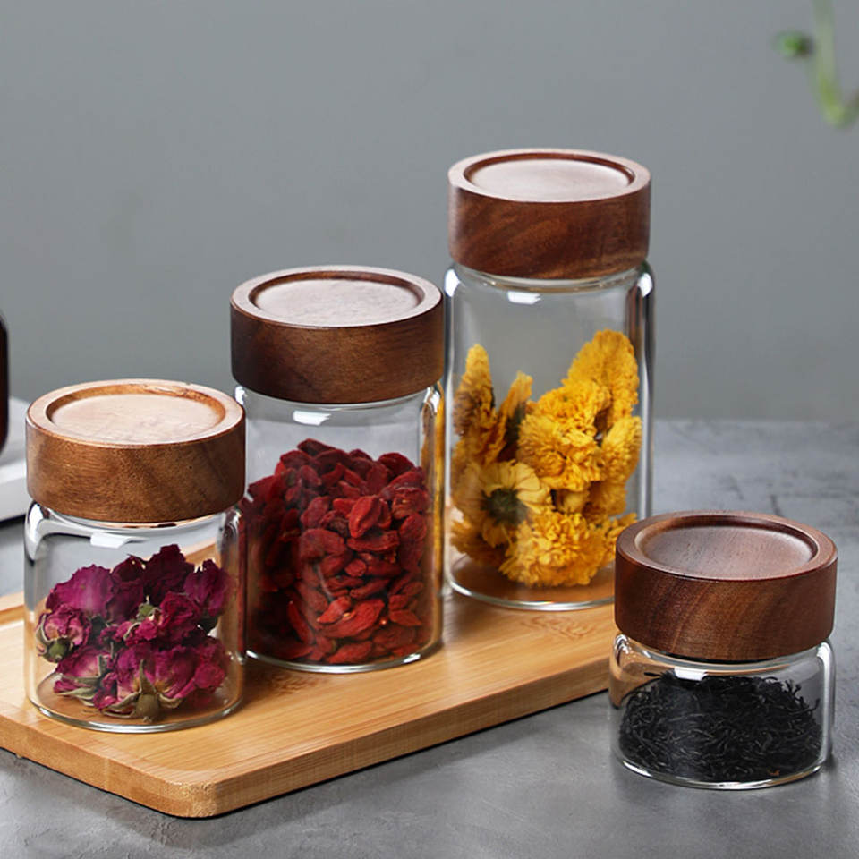 Quality Round Shape Borosilicate Airtight Glass Storage Jar with Screw Wood Lid Glass Jar